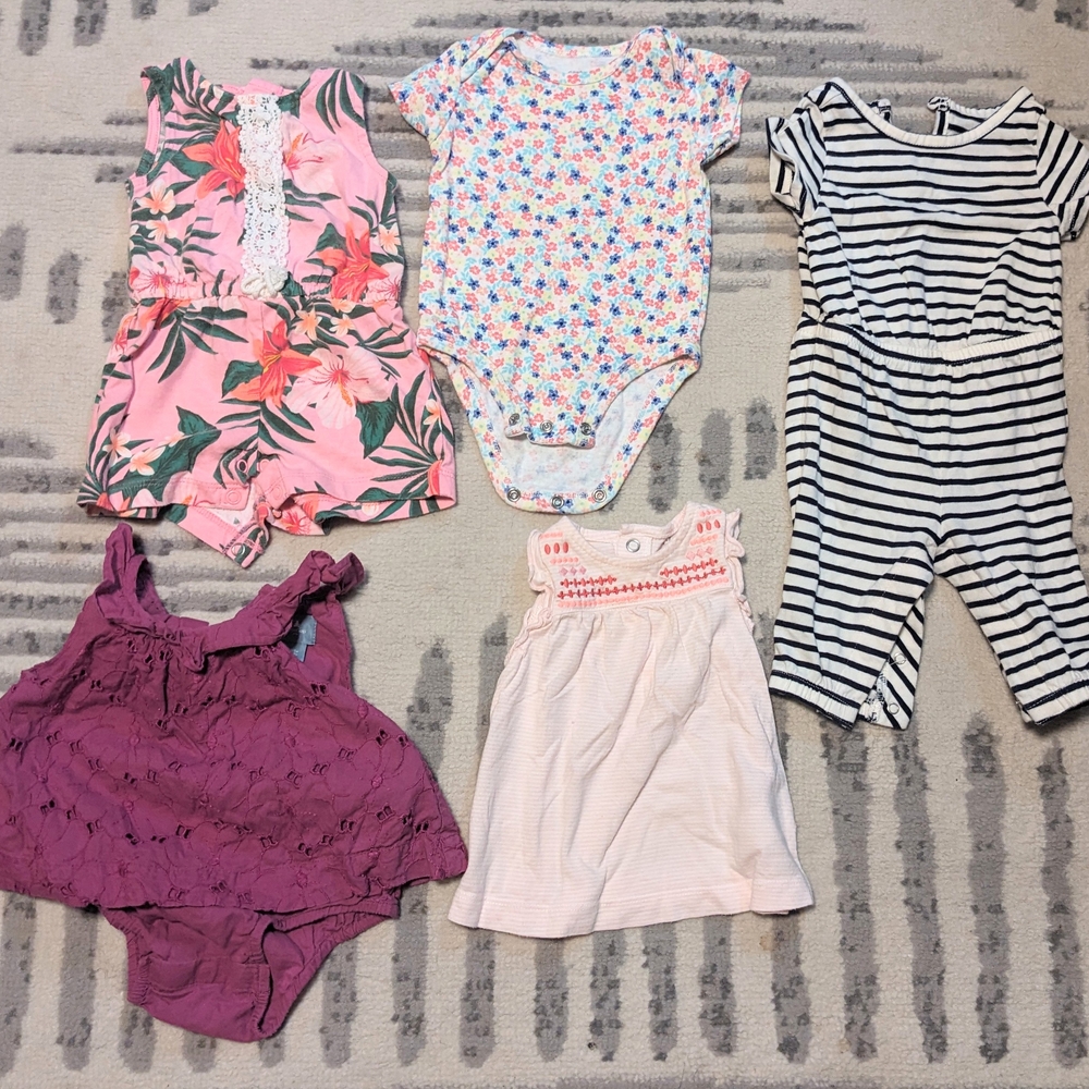 Girl's Summer bundle For 0-3 Months, Onesies, Rompers, Summer Tops - 5 Items